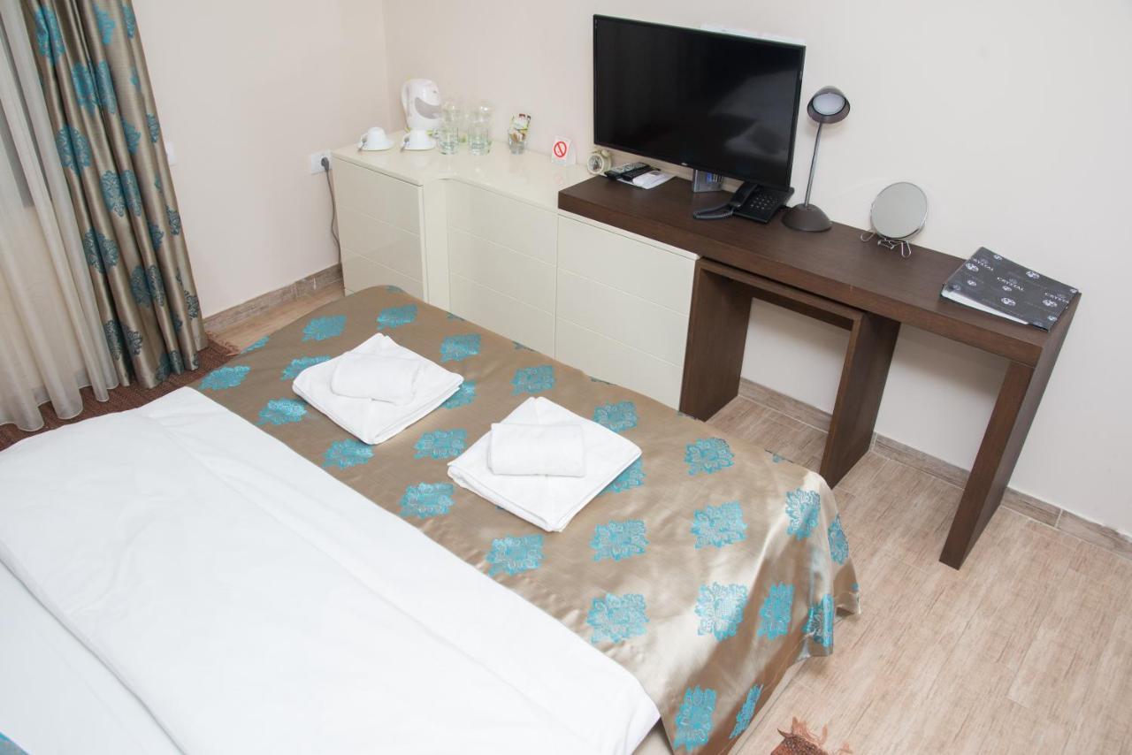 Hotel Crystal Pecinci المظهر الخارجي الصورة